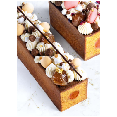 Travel Cake Mold with Tubular Insert - 900ml